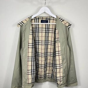 Vintage Burberry Harrington Jacket | Olive Nylon Nova Check Lining | Size M | Luxury British Outerwear | Rare Classic Windbreaker