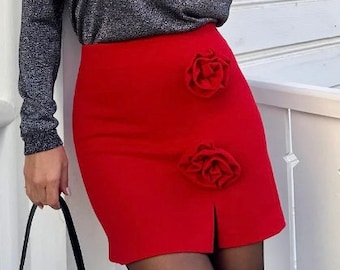 Rose Detailed Mini Slit Red Skirt