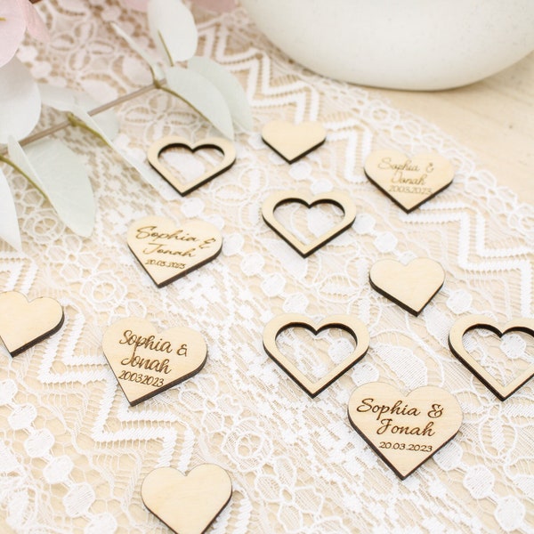 Personalisierte Herzen Hochzeit mit Name und Datum | Tischdeko Hochzeitstisch Streudeko
