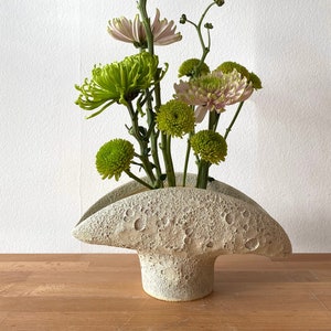 Beige vase with craters/ Ceramic vase with magma glaze image 2