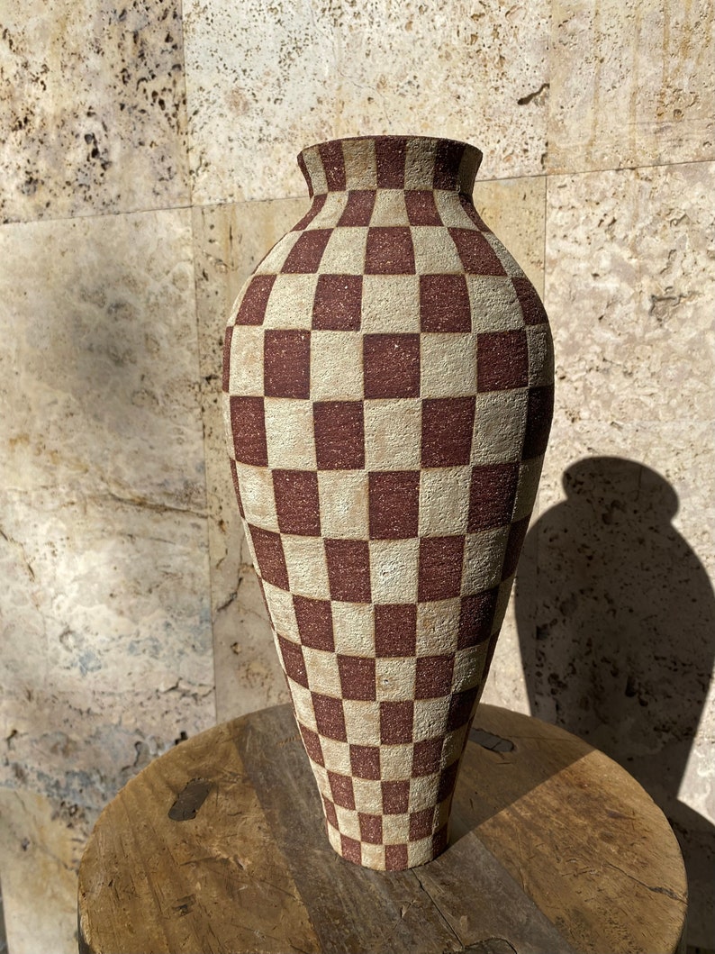 Dark red ceramic vase with beige checkers / Checkered ceramic vase image 7