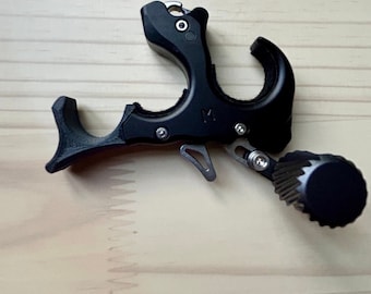 UltraView UV Button Whale Tail Finger Hook