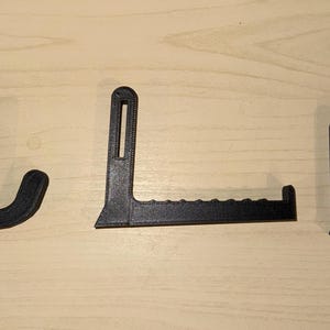 Mobile Hunting Gear Hooks