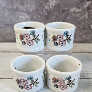 1970&#39;s Town and Country Porcelain Napkin Rings, Set of 4
