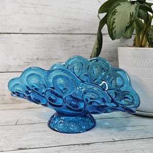 LE Smith Blue Moon and Star Flaired  Banana Boat Dish