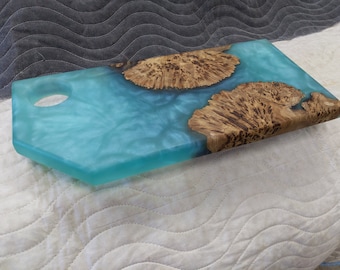 Panneau en loupe d'érable, époxy turquoise (18 x 8,5)