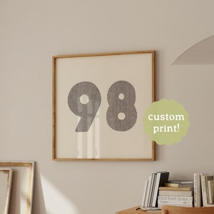 Personalisierter Druck zum Geburtsjahr, personalisiertes Jubiläumsgeschenk, Wandkunst, Küstendruck, Raumdekoration, Strandblau, Küstenenkelin, Geburtstagsgeschenk
