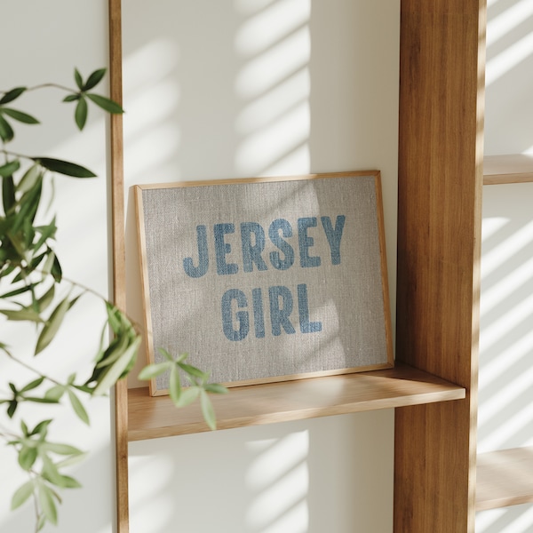 Impresión costera de Jersey Girl: Arte mural playero azul y blanco (descarga digital)