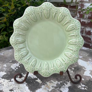 Vintage Bordallo Pinheiro Jadite Green Bunny Rabbit Salad Plate Made in Portugal