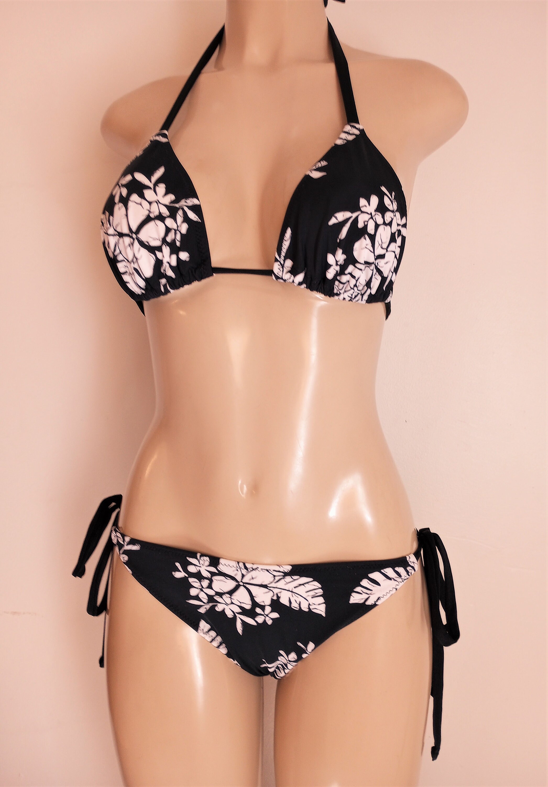 Tie Side Bikini Bottom and Triangle Bikini Top main image 1