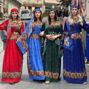 Kaftán tradicional kurdo Hamavi con estampados florales, abaya Kras Fistan para Newroz, bodas y ocasiones especiales – Talla única