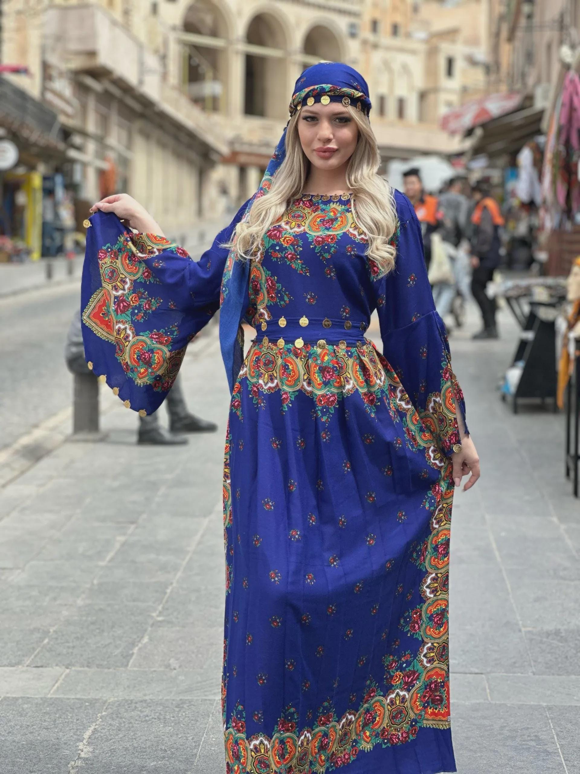 やや　Osmanthus Motif Jacquard Dress BDN_R25_Look22_4_grande.jpg?v=