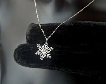 925 Sterling Silver Snowflake Pendants,Snowflake Necklace,Winter Necklace,Christmas Necklace,Snow Lover Pendants,Personalized Jewelry