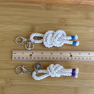 Nautical bag charm, Stylish bag charm for purse, Purse accessories, Nautical knot keychain. imagem 9