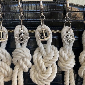 Nautical bag charm, Stylish bag charm for purse, Purse accessories, Nautical knot keychain. imagem 2