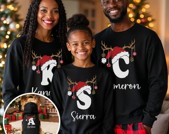 Pijamas de reno: Conjunto navideño familiar a juego con camiseta y pantalón deportivo - Gorro de Papá Noel con inicial para jóvenes y adultos