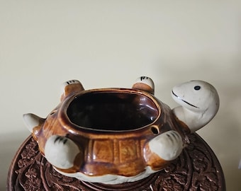 Maceta colgante de cerámica con forma de tortuga, estilo vintage, años 70, para interiores, en buen estado.