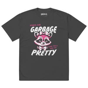 Camiseta &quot;Alimentame Basura&quot; / Estilo Grunge Divertido / Mapache / Panda Basura / Chica / Cena de Chicas / Dulces / Día de Trampas / Patinadora / Divertida / Caricatura