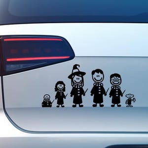 Przyklej naklejkę / kalkomanię na samochód family wizard. Stwórz własną rodzinę.