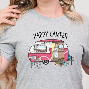 VINTAGE TRAILER T-SHIRT, Pink Trailer, Happy Camper, Cute Camping Shirt, Mom Tee, Friend Vacation, Vintage, Road Trip, Women's T-Shirt