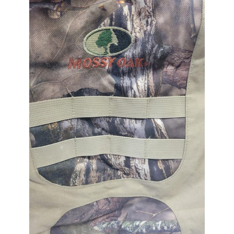 Mochila táctica Fieldline Mossy Oak Camo color canela para caza y senderismo con sistema MOLLE. imagen 3
