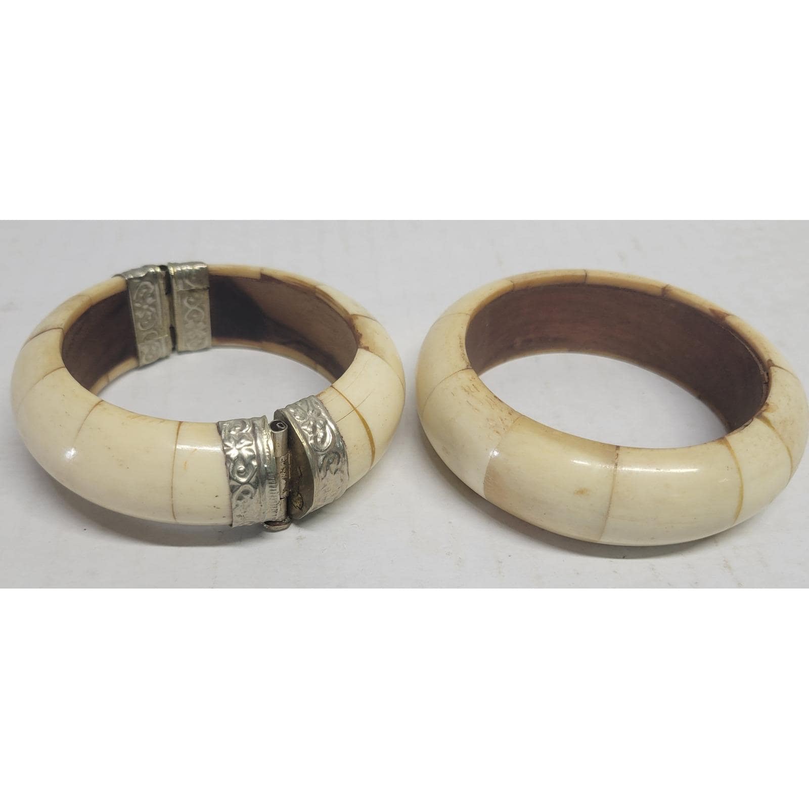 Vintage Bovine Bone and Wood Bangle Bracelet Set Hinge Pin Closure