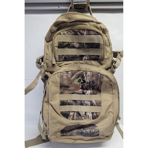 Mochila táctica Fieldline Mossy Oak Camo color canela para caza y senderismo con sistema MOLLE. imagen 1