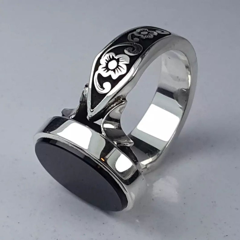 Original Jett Black Yemeni Aqeeq Stone In Oval Akik | Genuine Hakeek | Real Aqeeq Ring | Sterling Silver 925 image 4