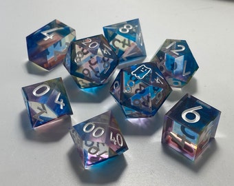 Shaerra's Art - 8 piece handmade TTRPG dice set