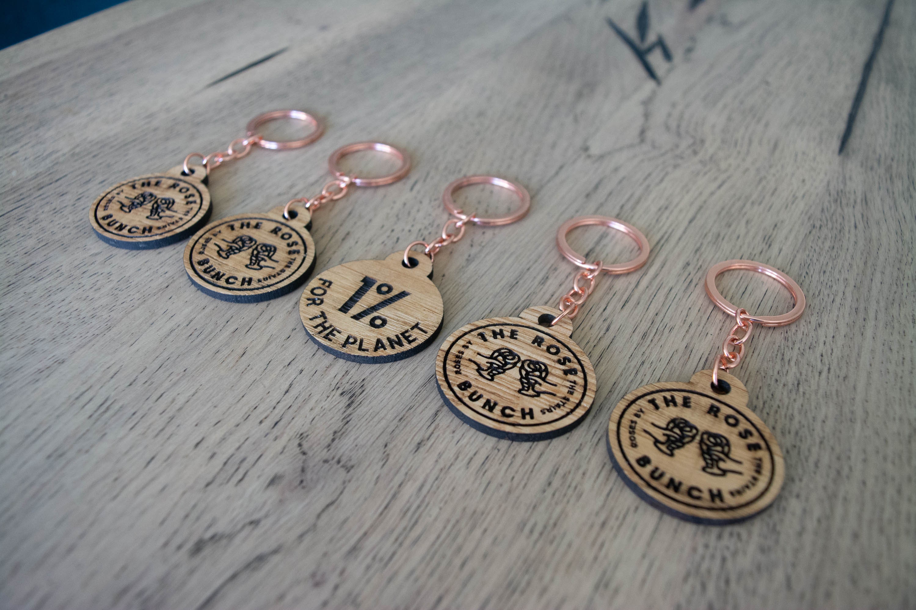 Table Keychain Custom Shape Oak Logo Keychains Personalized Wood Keyring for Business ...