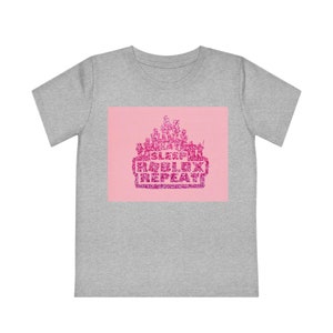 Roblox Girls, Girl Roblox Gamer of Every Age Kids T-Shirt for Sale by  JimmyMarvine