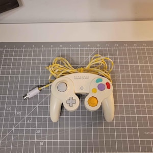 FUL CUSTOM PHOB 2.0.5 Gamecube Controller - Herstellung auf Bestellung - siehe Beschreibung!!!