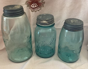 Very Vintage set of 3 blue ball Mason Jars with , zinc lids ,