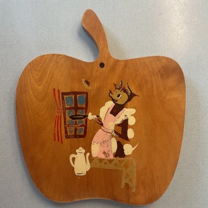 Vtg Country Kitchen Apple Cutting Board/ wall Decor