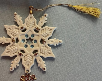 2002 Lenox Snowflake Christmas Ornament W/ Swarovski Crystals 24