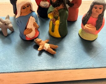 Vtg Handmade Terracotta/Clay Nativity Figurines/set of 8 /folk art / Miniature figurines