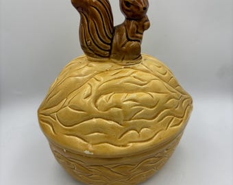 Vintage Squirrel Walnut Nut Dish - 1970 made in Taiwan Ceramic Lidded Candy Dish