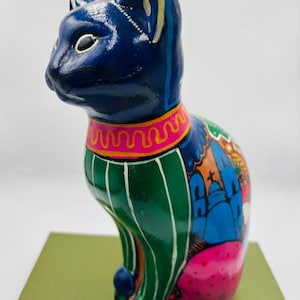 Hand painted Talavera Mexican Pottery cat statue.cats lovers
