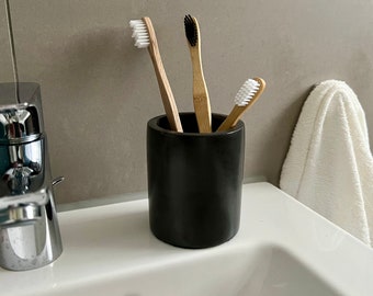 Concrete Toothbrush Holder | Pen & Brush Holder | Toothbrush Cup | Bathroom Organizer | Desk Organizer | Scandinavian Decor