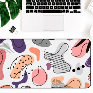 Pink Modern Desk Mat, Cute Trendy Workspace, Office Gift for Boss, Gaming Desk Decor, Mouse Pad for College Student, Extra Large Mouse Pad