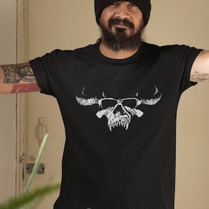 Schädel mit Hörnern, Danzig, Klassik, Konzertkleidung, Goth Wear, Misfit Wear, Erwachsene, Unisex Jersey Kurzarm T-Shirt, Schädel-Hemd