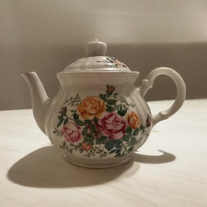 1989 Robinson Design Group Vintage Porcelain Tea Pot with Rose Design/Floral Porcelain Tea Pot/Tea Party Decor/Roses Tea Pot