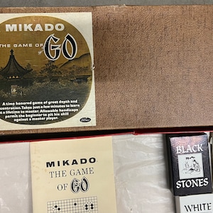 Vintage 1951s Mikado: The Game of Go - by E.S. Lowe - Heavy Composite Wood Board - Complete