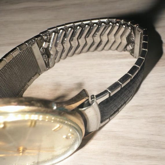 Vintage Wittnaure 10K RGP Bezel Manual Wind Watch With Expansion Band Vintage WITTNAUER 10kRGP Bezel Manual Wind Mens Watch | eBay main image 2
