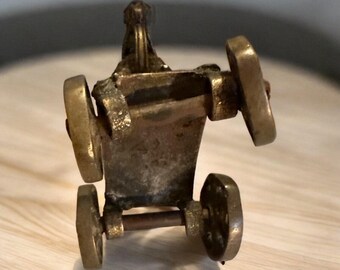 19世紀の真鍮製の馬のおもちゃ：アンティークのインド寺院の置物