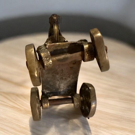 19世紀の真鍮製の馬のおもちゃ：アンティークのインド寺院の置物