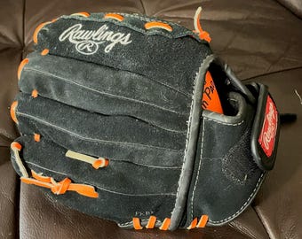 Rawlings Savage Jugend Baseballhandschuh 10.5 ”S105NO Schwarz Orange Leder Rechte Hand werfen