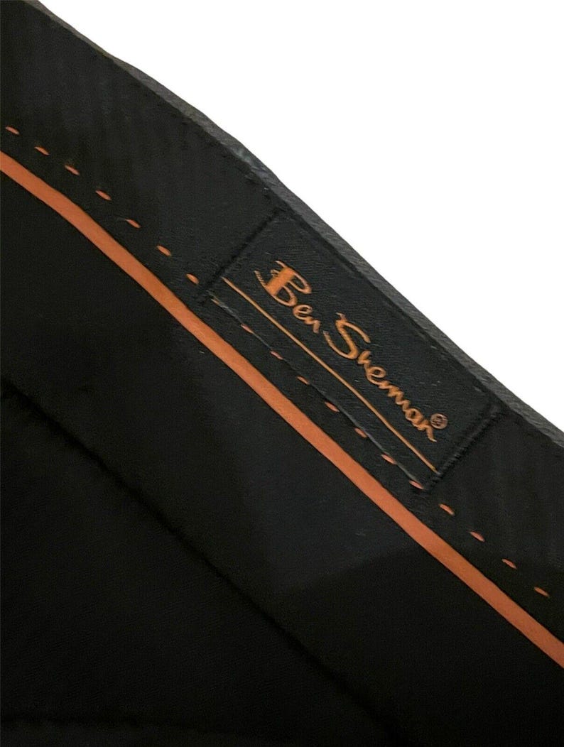 Pantaloni eleganti neri tinta unita Ben Sherman, taglia 40 Regular, nuovi con etichette. immagine 3