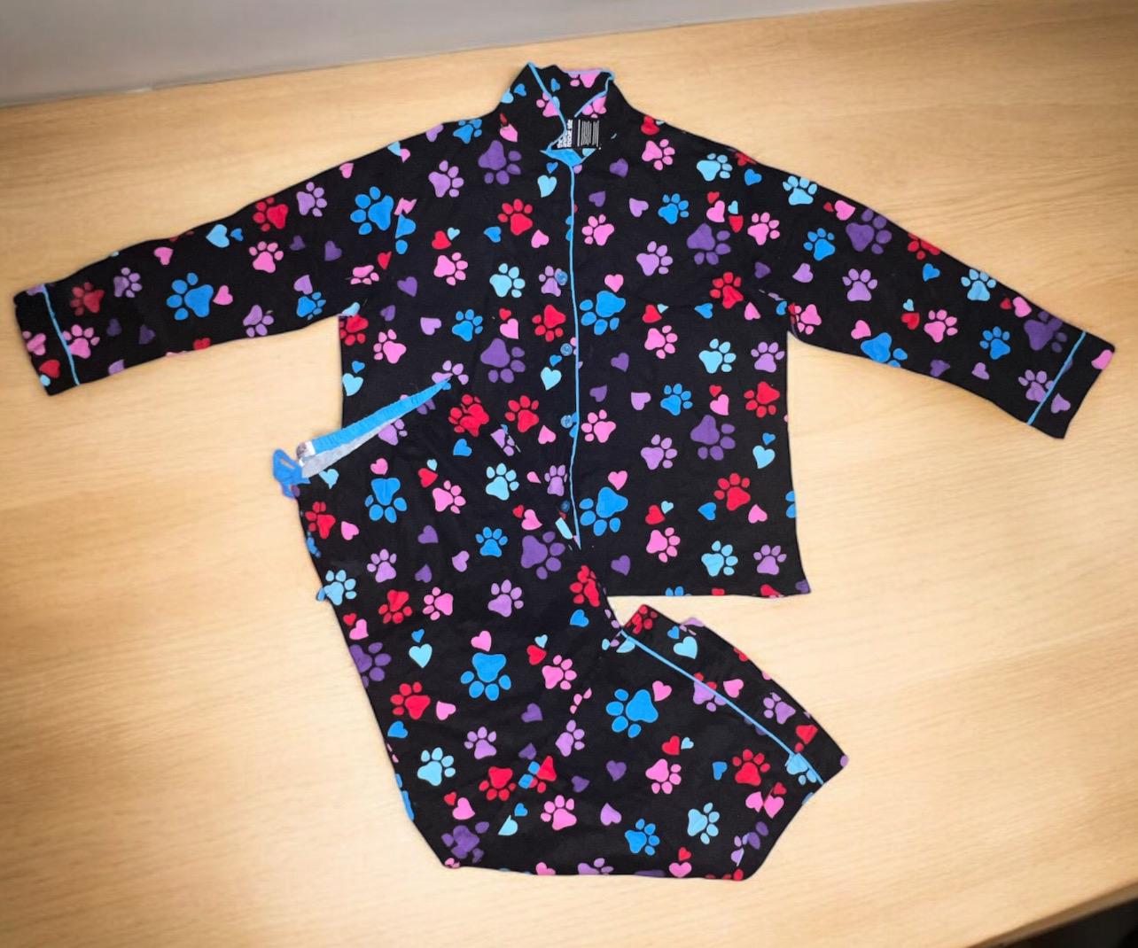 Paw print pajama set hotsell