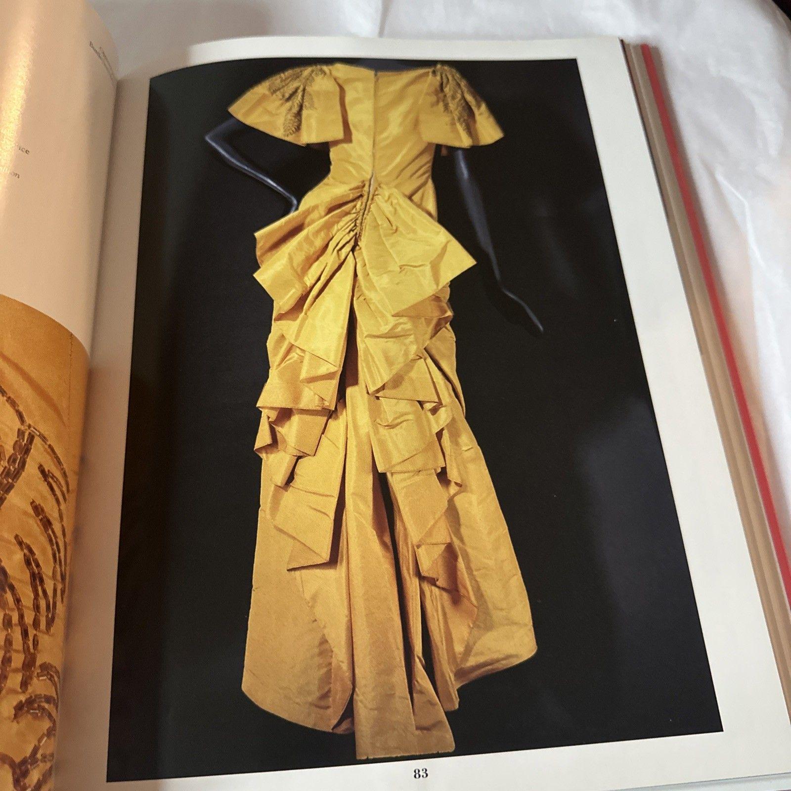 Beads in Fashion 1900-2000 (英語版) Beads in Fashion 1900-2000 Schiffer Book for Collect by PINA